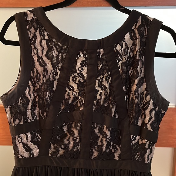 Beige by Eci black dress size 8 - Picture 2 of 5